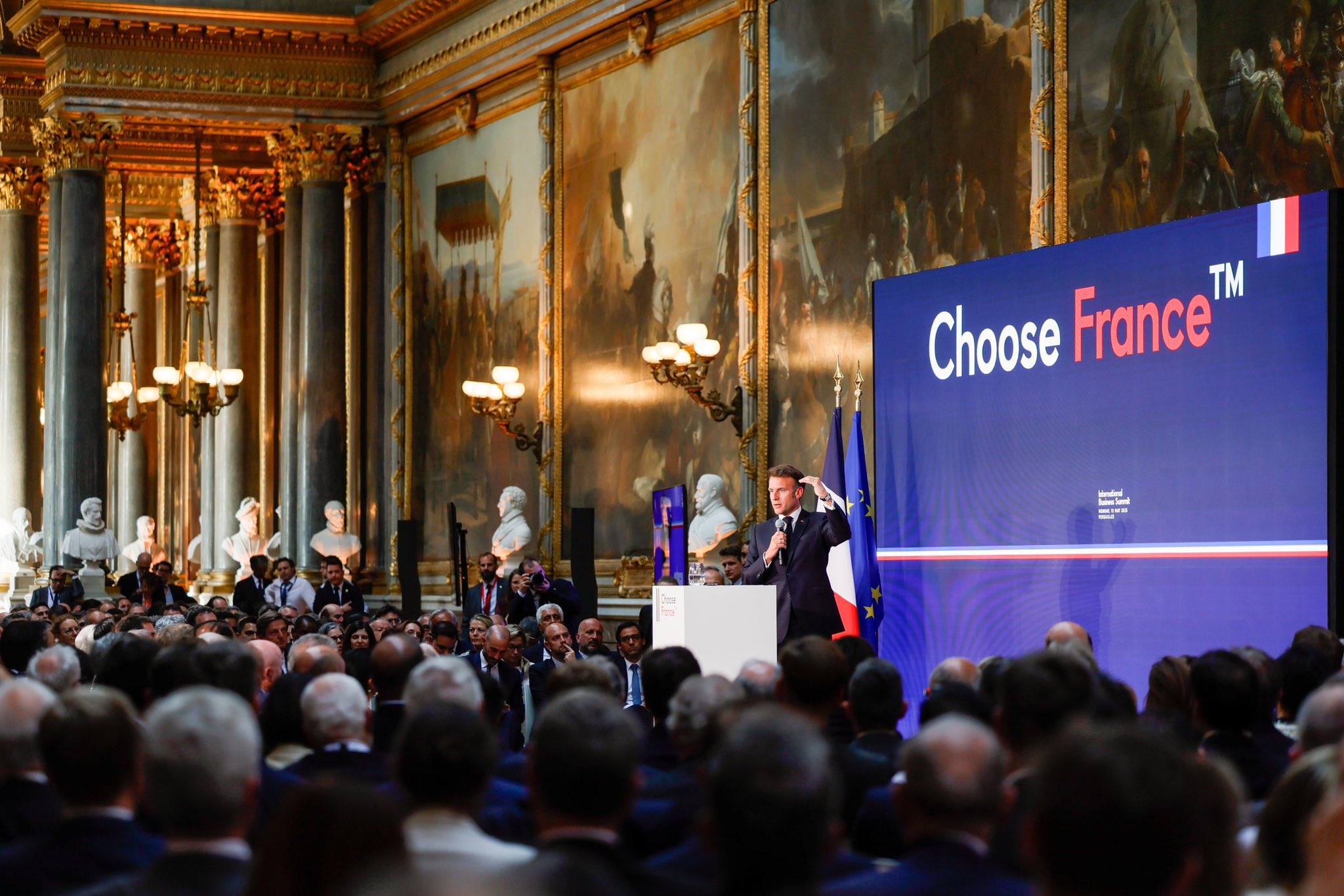 Choose France 2025 Macron Versailles