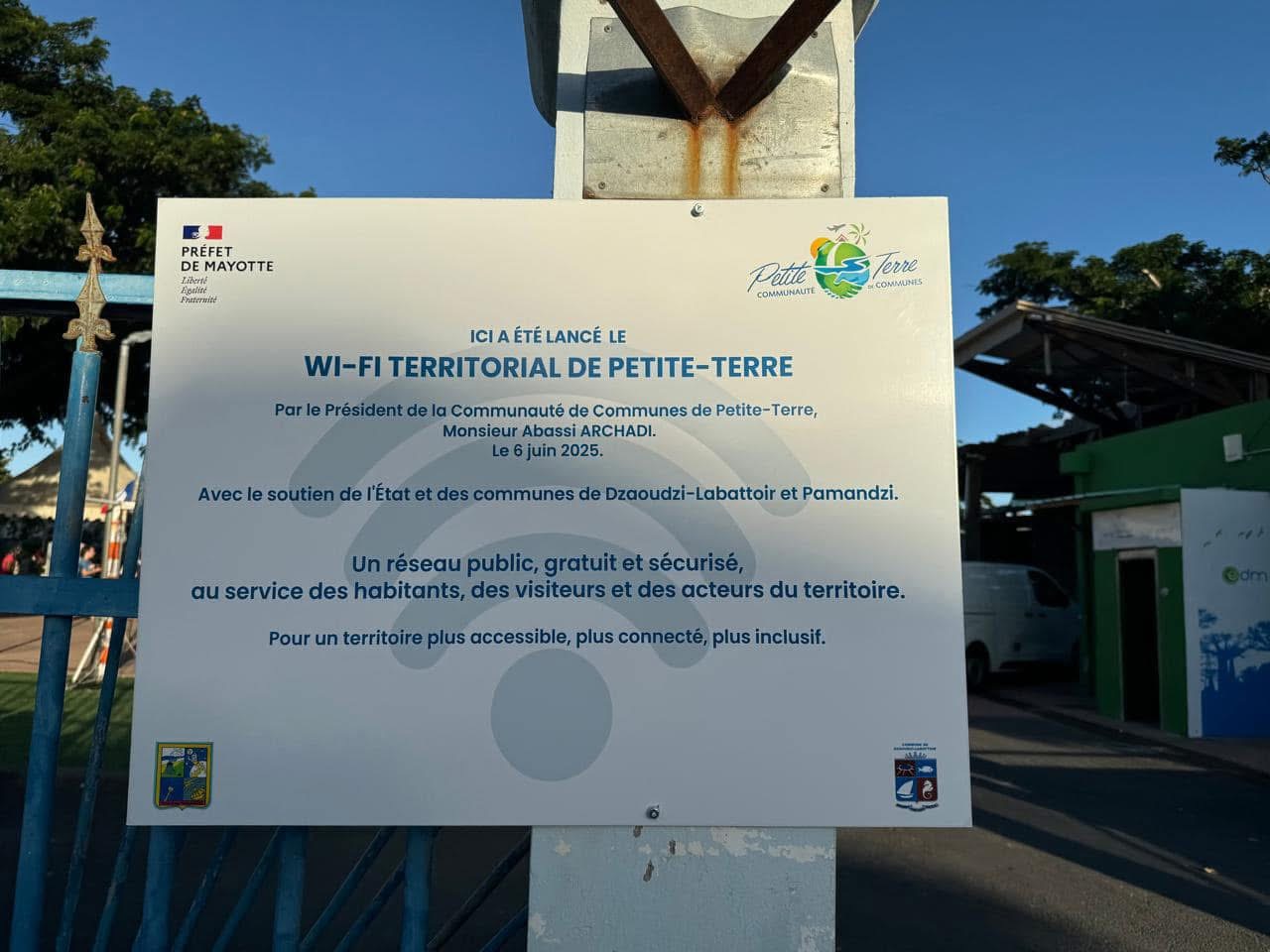 petite-terre wifi